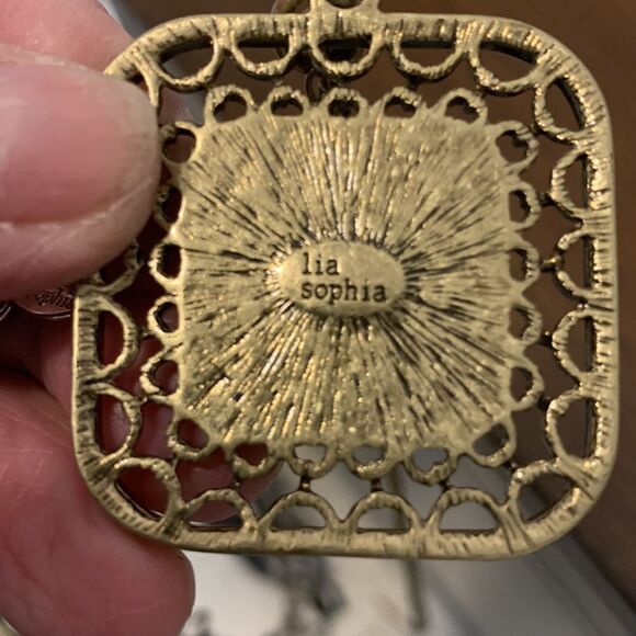 Lia Sophia jewelry bundle includes three necklaces - Picture 9 of 10